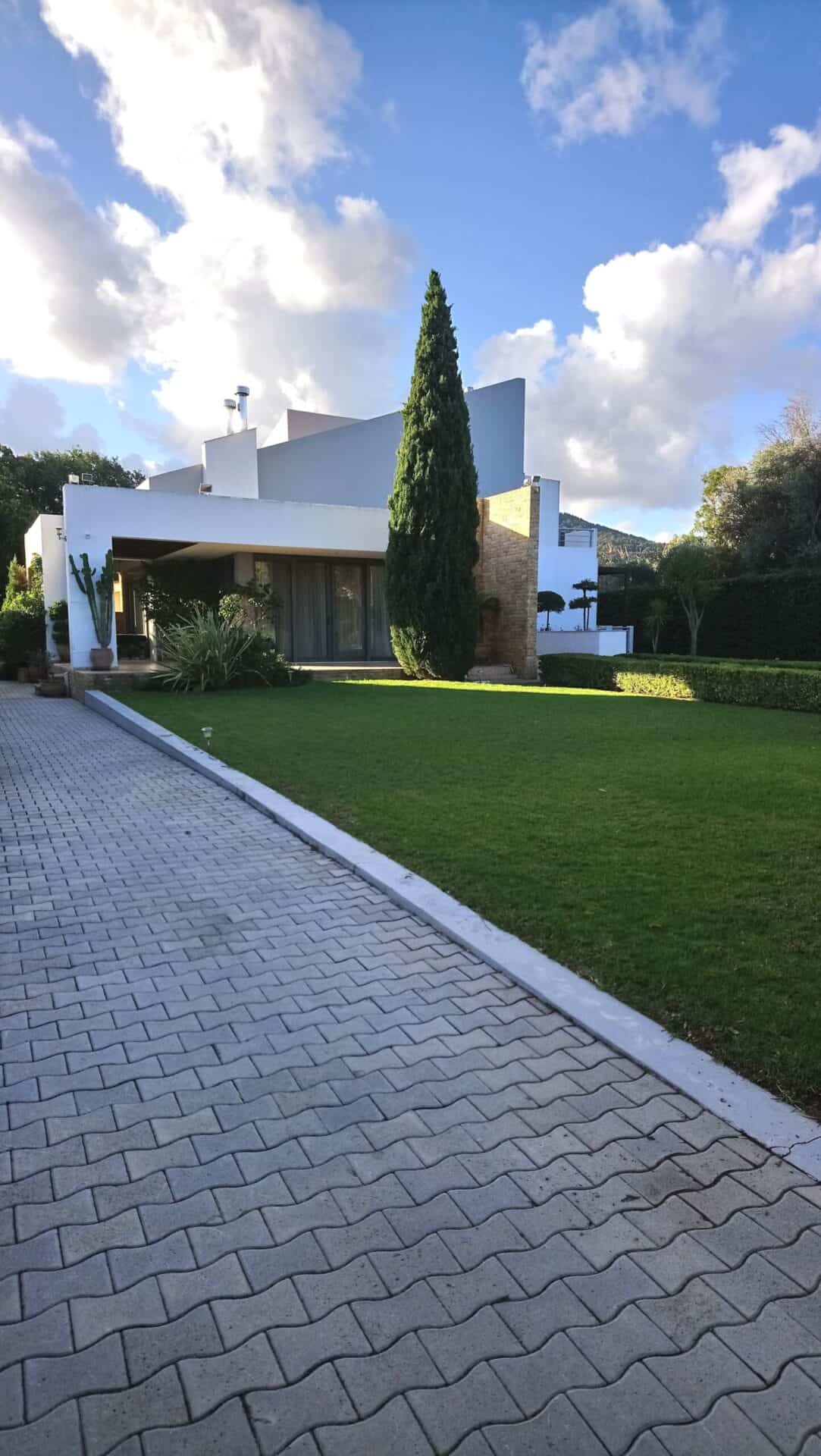 garden design DIONYSATOS